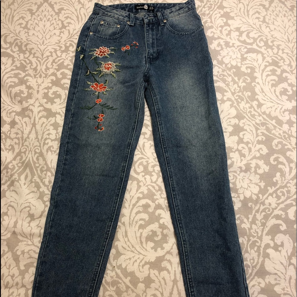 Flower Embroidered Jeans